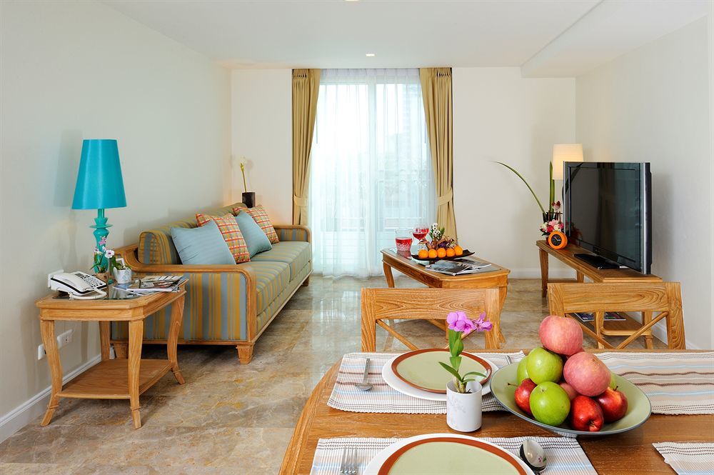 Sabai Sathorn Service Apartment Bangkok Exterior photo
